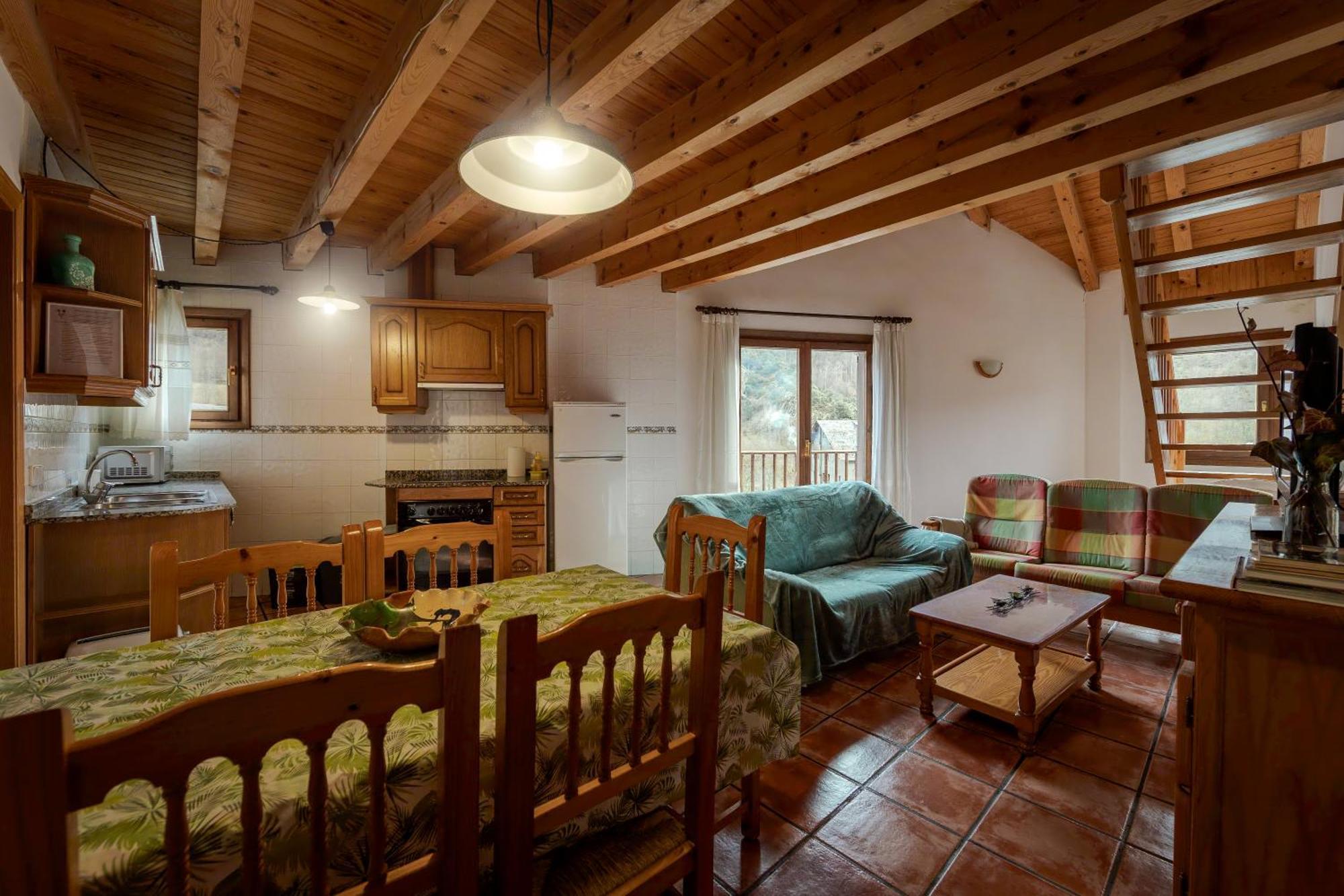 Casa Samarra Hotel Ribera de Cardos Ngoại thất bức ảnh