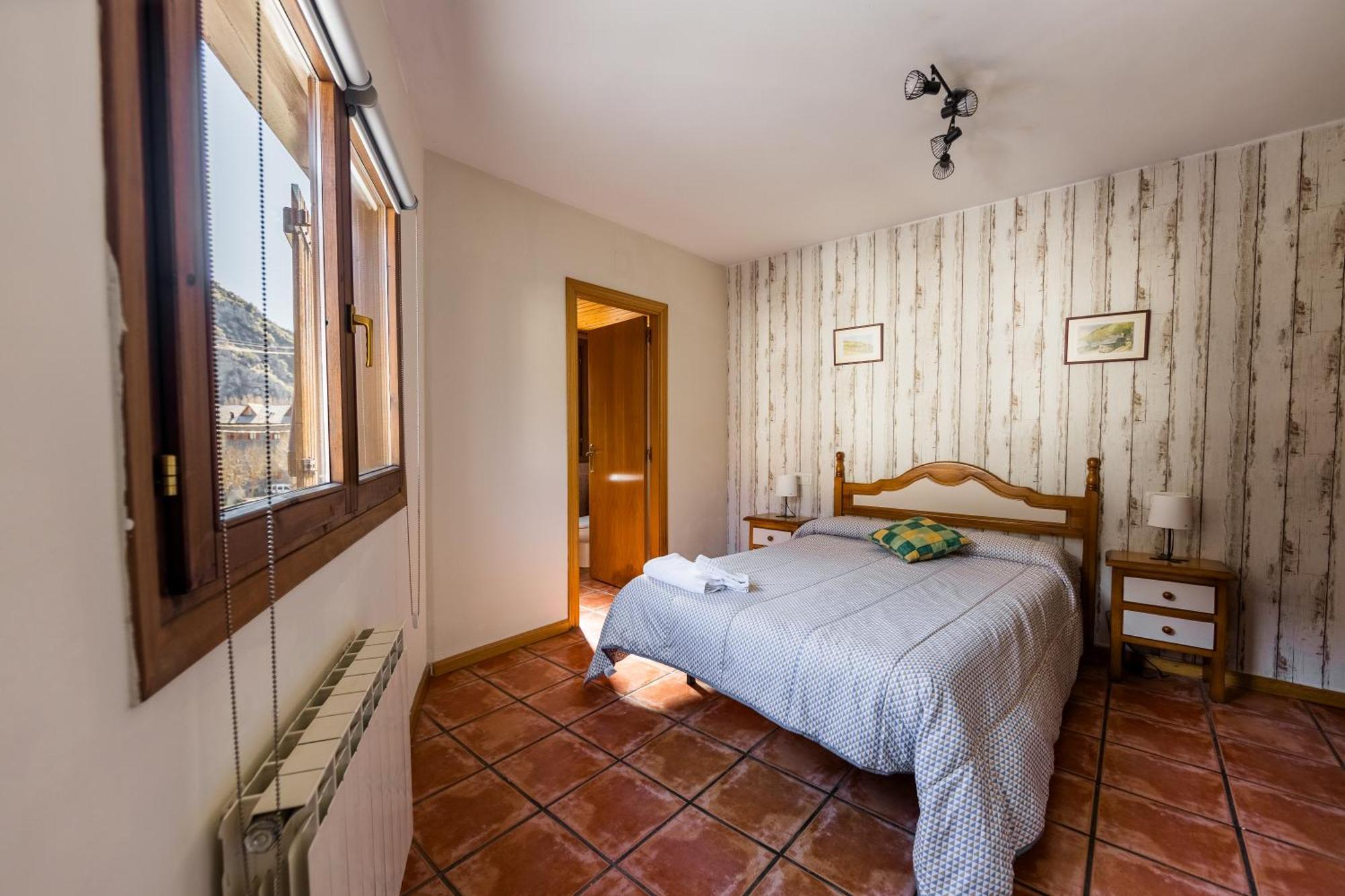 Casa Samarra Hotel Ribera de Cardos Ngoại thất bức ảnh