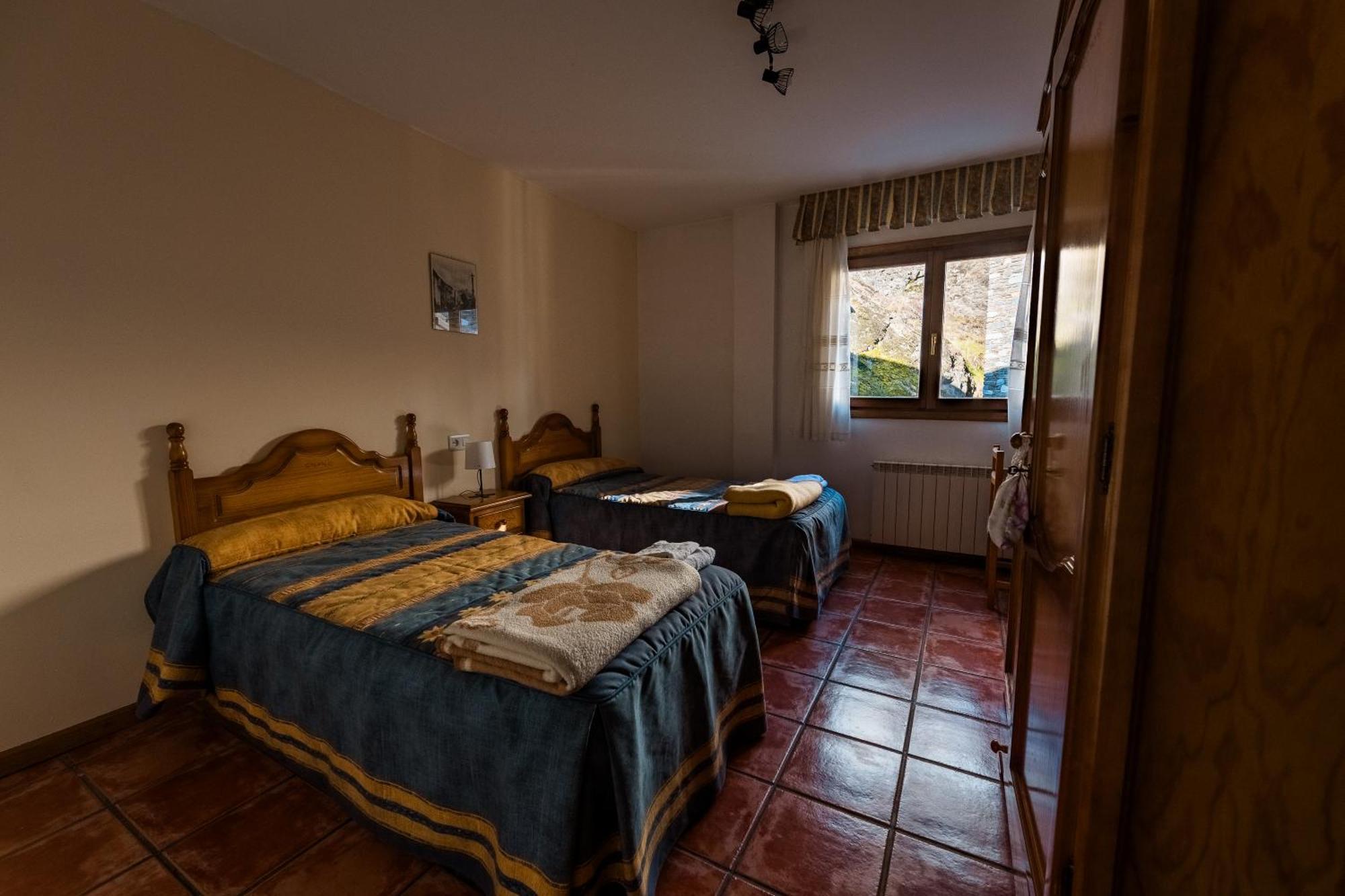 Casa Samarra Hotel Ribera de Cardos Ngoại thất bức ảnh